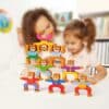 Balansspellen en torens bouwen met stackrobats in houten spellen