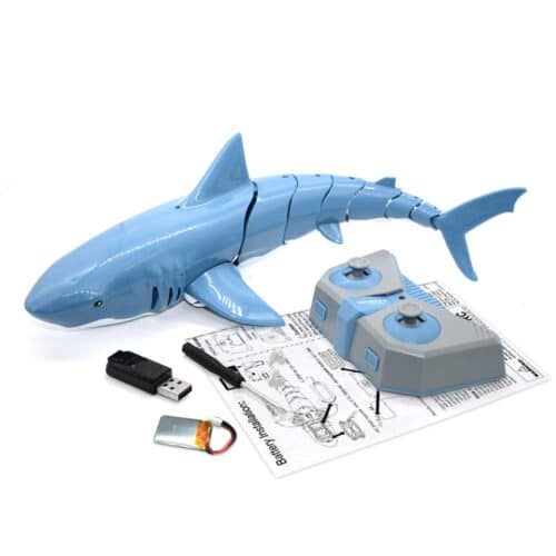Radio-controlled boat in the shape of a toy shark 4
