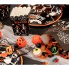 Papperssugrör Halloween Skelett i FSC-papper. 8-pack med pumpa- och skelettmotiv, 4 av varje. Perfekta till halloweenkalas och festliga dukningar.
