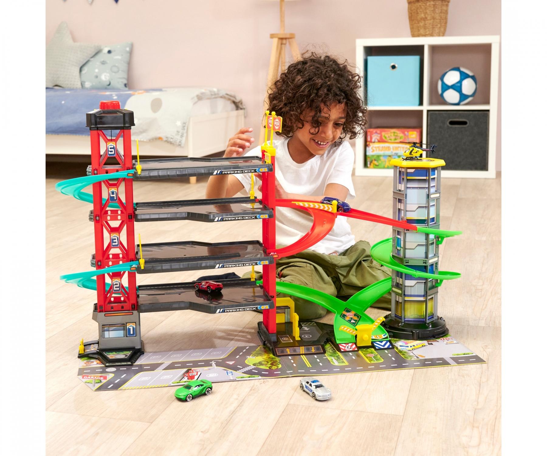 Dickie Toys Parkeringsgarage – 5 våningar, hiss, ljus & ljud. Inkl. 4 bilar & helikopter. Stort leksaksgarage för barn från 3 år!