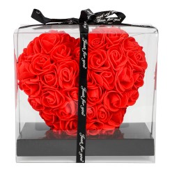 Roshjärta 15 cm – hjärtformad dekoration gjord av plastrosor. Perfekt som romantisk gåva eller stilfull dekoration som varar länge.